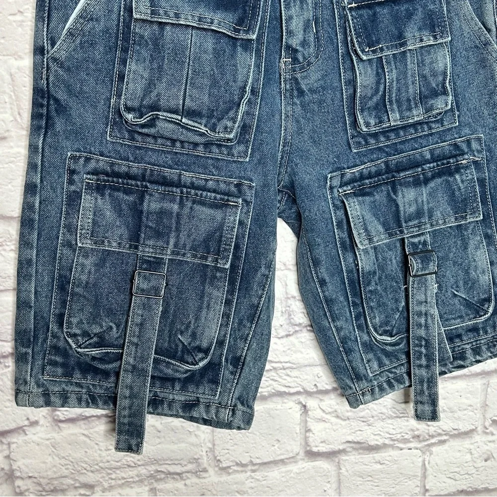 NWT Fashion Nova In My Own Lane Non Stretch Cargo Shorts-Denim